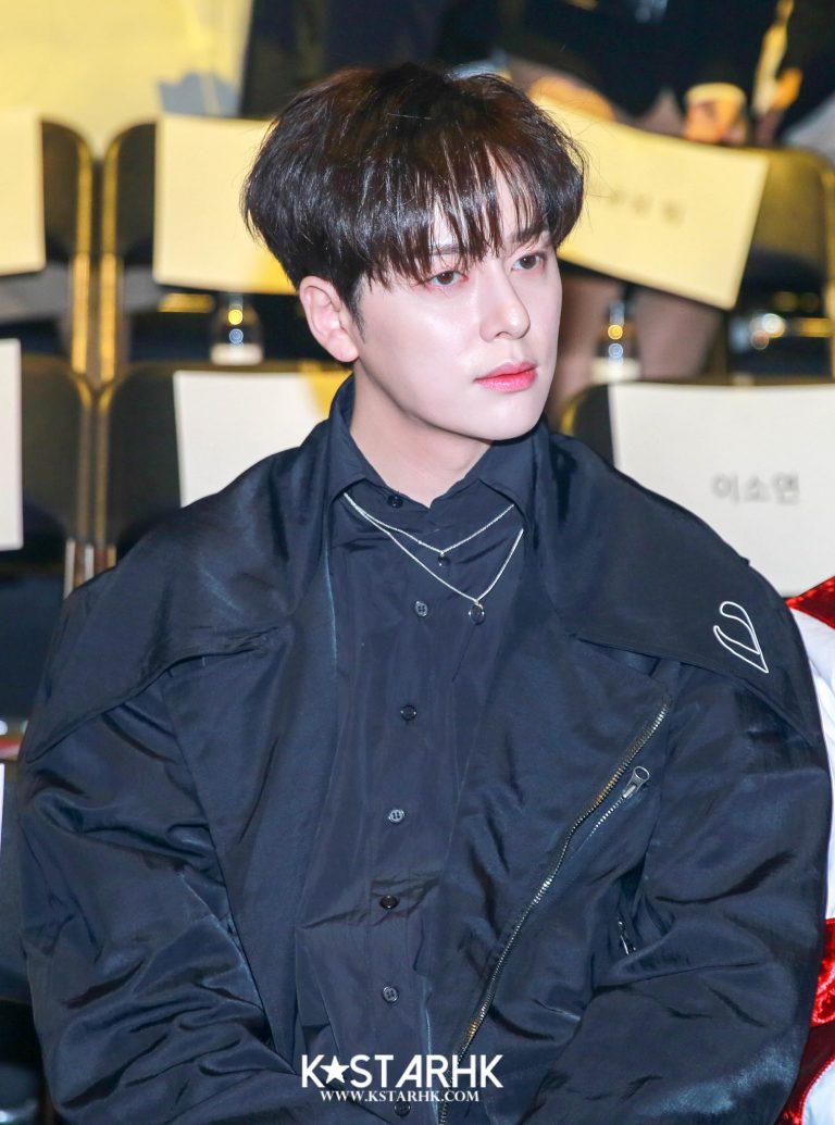 181016 동현 東玄 Donghyun (보이프렌드 BOYFRIEND) – 19 S/S Hera Seoul Fashion Week 바이브레이트 VIBRATE