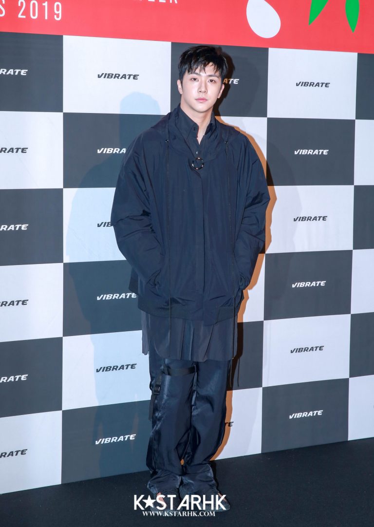 181016 天動 천둥 CheonDong – 19 S/S Hera Seoul Fashion Week 바이브레이트 VIBRATE