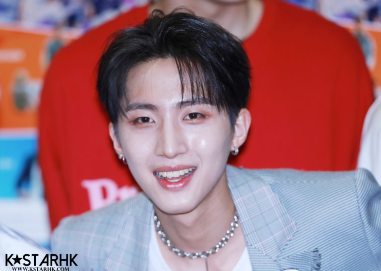 181002 PENTAGON 펜타곤 – 國慶青年音樂會 後台圍訪 (Backstage interview)