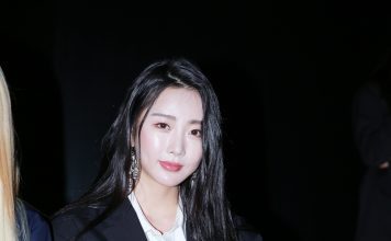 181016 秀彬 수빈 Subin – 19 S/S Hera Seoul Fashion Week 블랑드누아 BLANC DE NOIRS