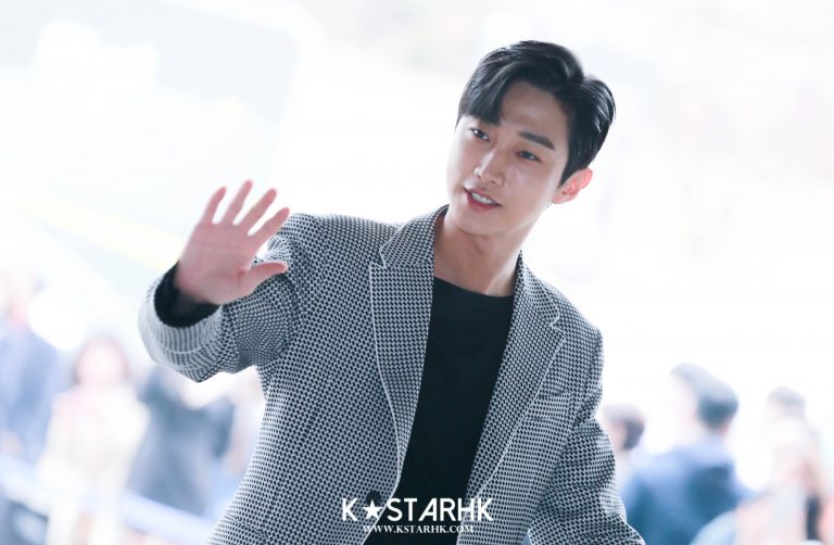 190320 振永 진영 JinYoung (B1A4 비원에이포) – 首爾時裝週 카루소 CARUSO