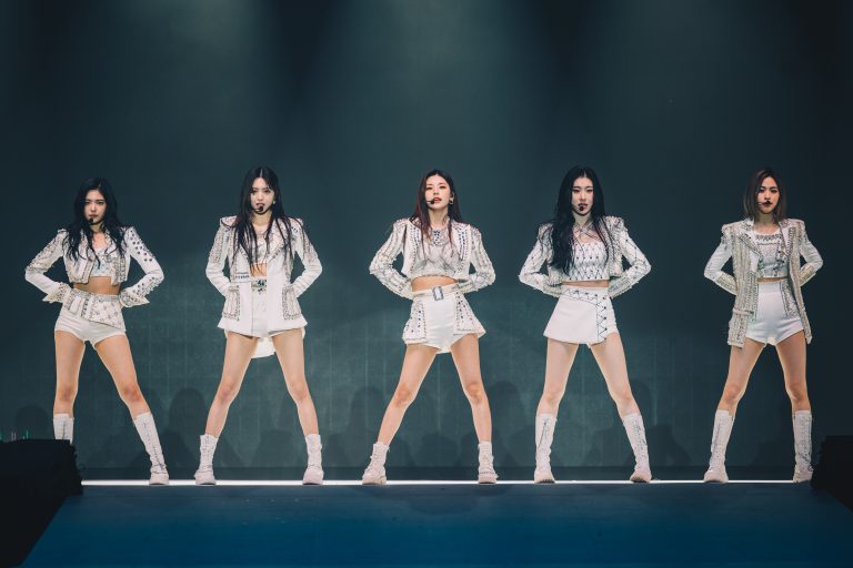 ITZY THE 1ST WORLD TOUR  HONG KONG (230311)