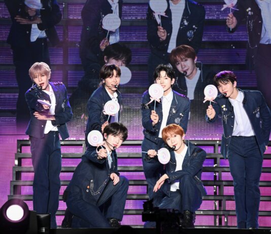 NCT WISH香港演唱會全場爆滿 白馬王子造型冧粉絲:我鍾意你!