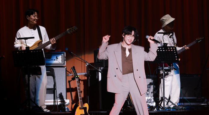 【現場直擊】韓劇OST天王10CM襲港!今晚麥花臣深情開唱(260426)