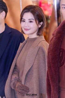 著名歌手兼演員蔡卓妍